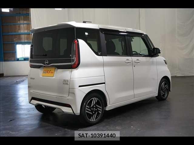 Nissan ROOX 2023-08 3834345-8