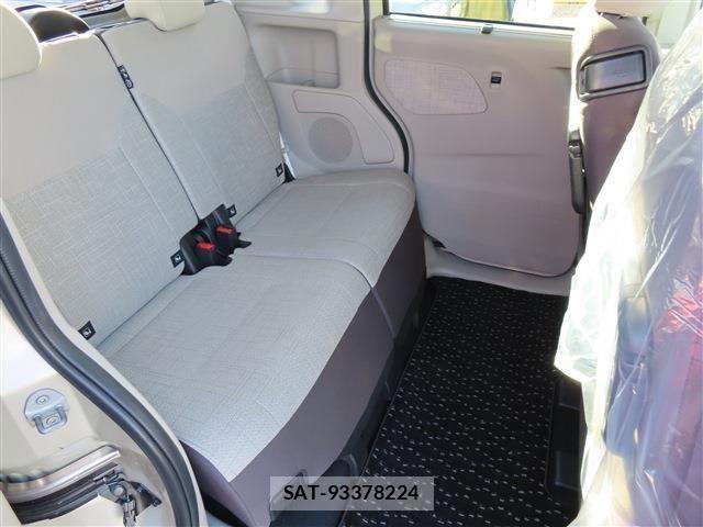 Nissan ROOX 2022-08 4372706-9