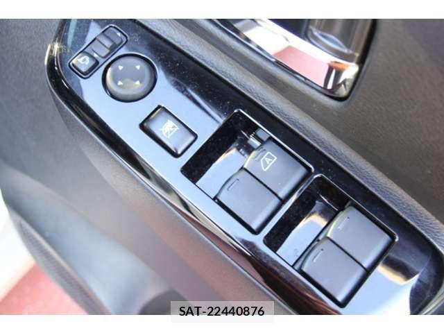 Nissan ROOX 2023-01 4981046-12