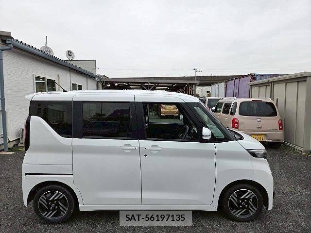Nissan ROOX 2023-12 5877386-16