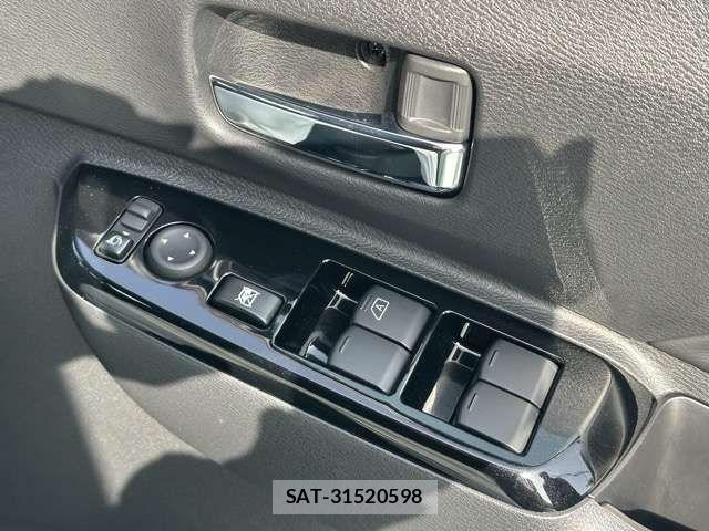 Nissan ROOX 2025-06 6017400-16