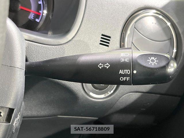 Nissan ROOX 2012-10 6017571-5