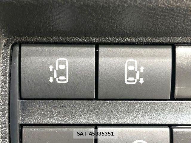 Nissan ROOX 2023-07 6017457-4