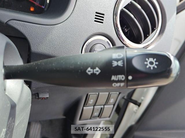 Nissan ROOX 2011-05 6247158-14