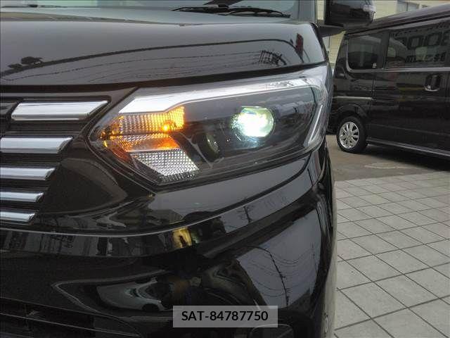 Nissan ROOX 2023-10 6247141-2