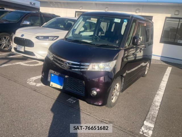 Nissan ROOX 2011-04 6306266-1