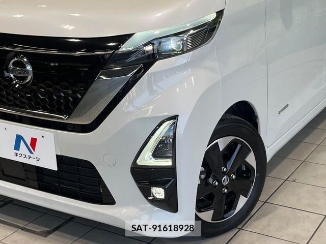 Nissan ROOX 2021-03 6502720-11