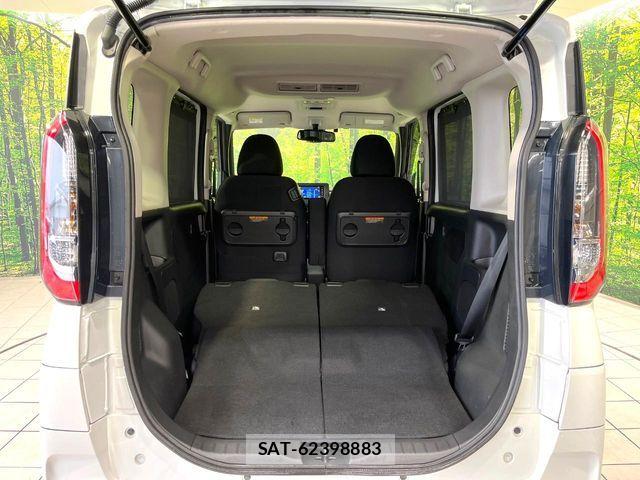 Nissan ROOX 2022-03 6642393-9