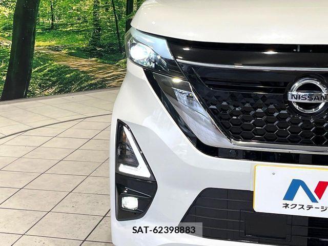 Nissan ROOX 2022-03 6642393-11