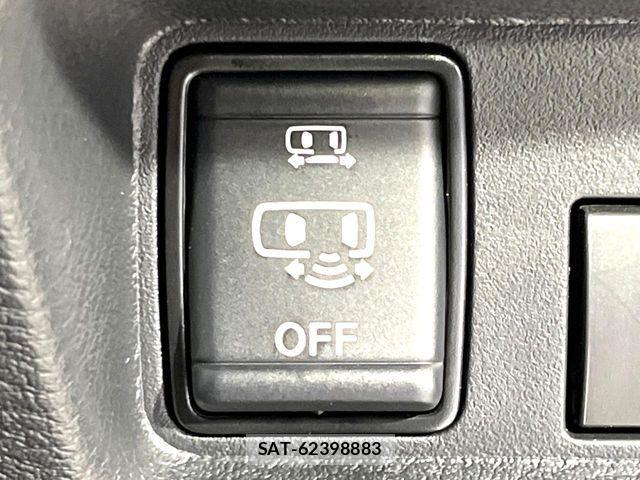 Nissan ROOX 2022-03 6642393-2