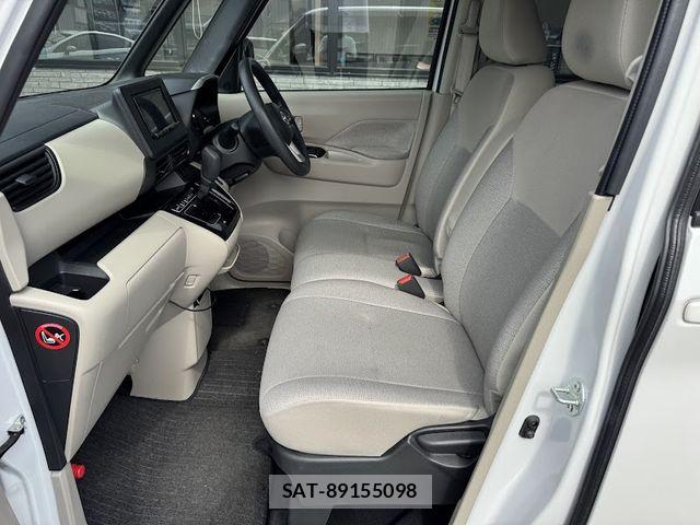 Nissan ROOX 2024-04 6642414-9