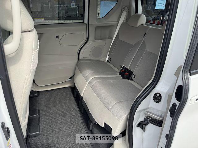 Nissan ROOX 2024-04 6642414-11