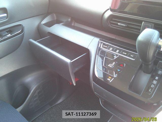 Nissan ROOX 2021-03 6673477-6