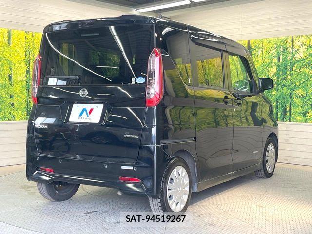 Nissan ROOX 2021-08 6673478-16
