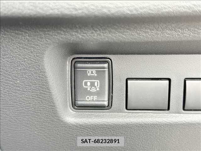 Nissan ROOX 2021-07 6673471-15