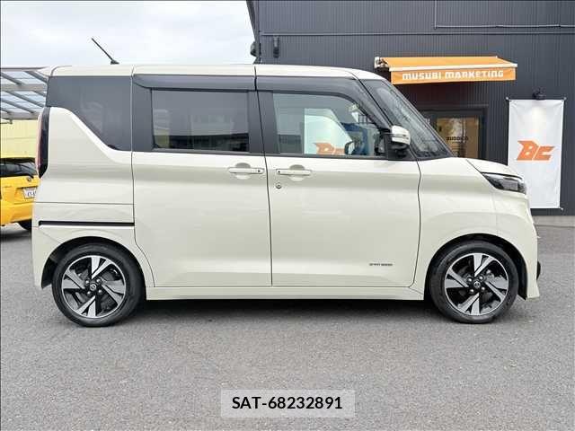 Nissan ROOX 2021-07 6673471-6