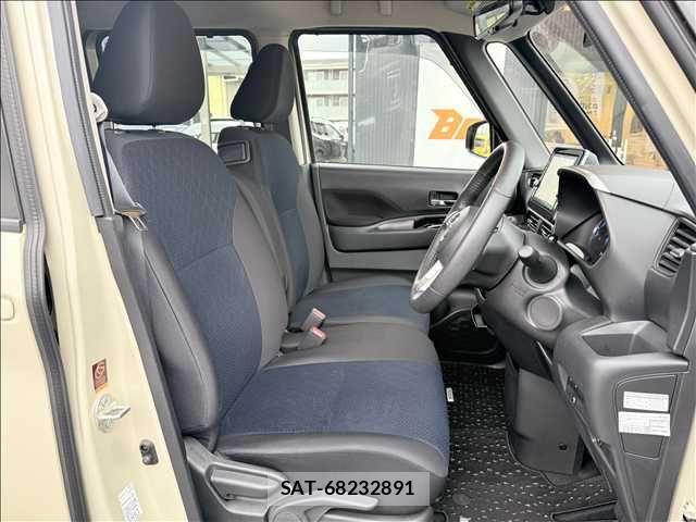 Nissan ROOX 2021-07 6673471-8