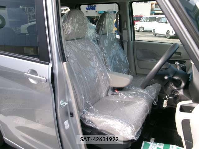 Nissan ROOX 2024-12 6677822-7
