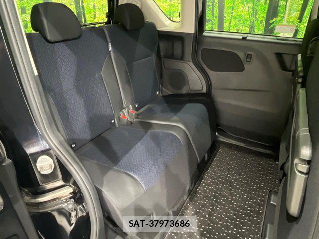 Nissan ROOX 2021-03 6677827-9