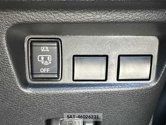 Nissan ROOX 2021-11 6677828-6