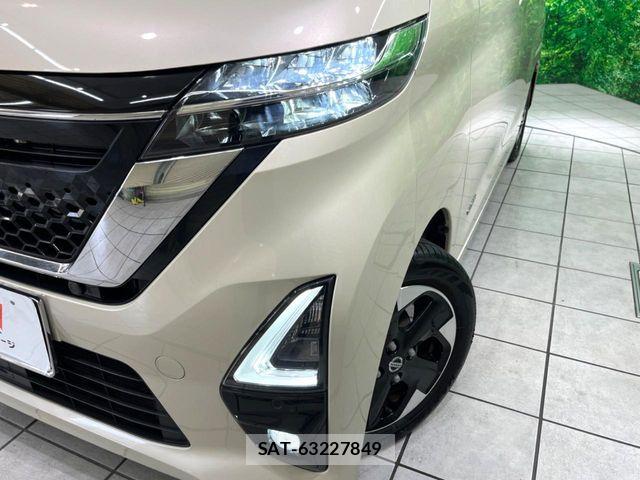 Nissan ROOX 2021-10 6717190-13
