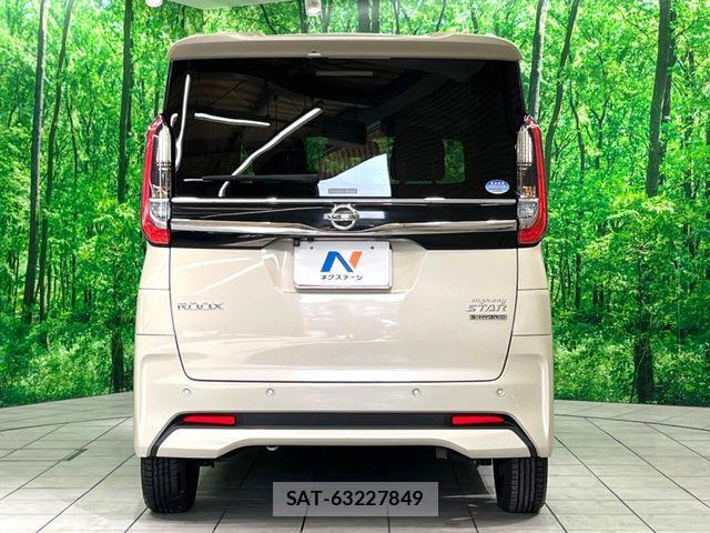 Nissan ROOX 2021-10 6717190-16