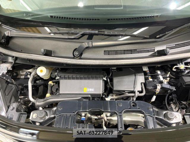 Nissan ROOX 2021-10 6717190-17