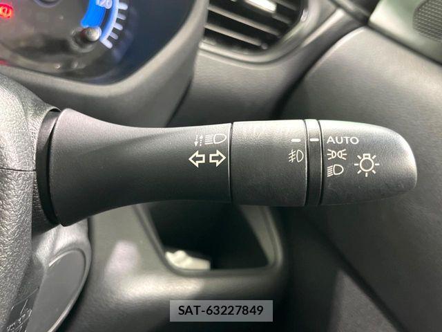 Nissan ROOX 2021-10 6717190-7