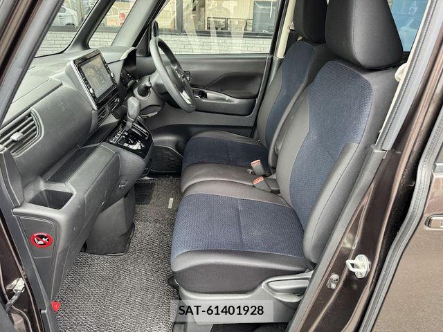 Nissan ROOX 2021-02 6717193-9
