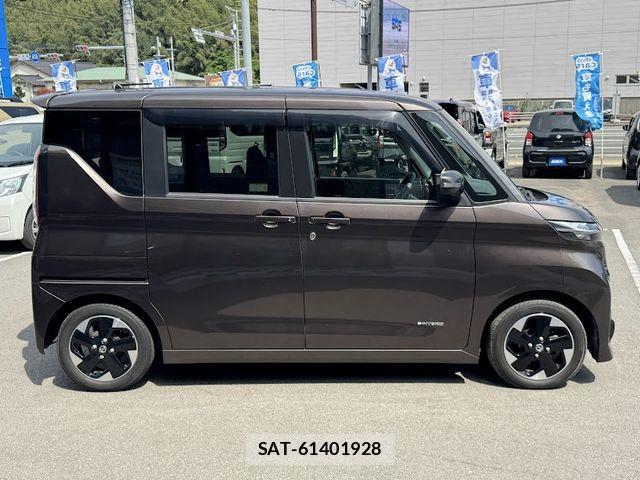Nissan ROOX 2021-02 6717193-4