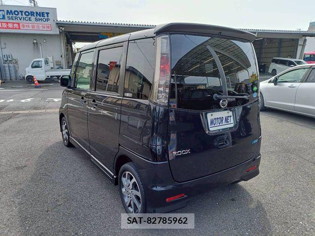 Nissan ROOX 2013-02 6717199-20