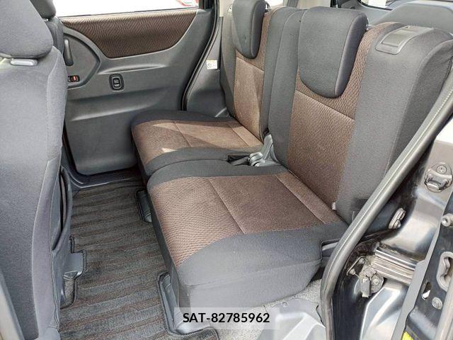 Nissan ROOX 2013-02 6717199-4