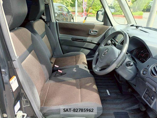 Nissan ROOX 2013-02 6717199-6