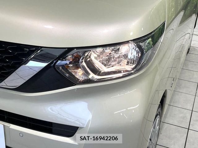 Nissan ROOX 2021-04 6717196-12