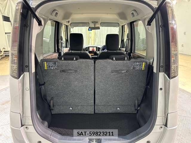Nissan ROOX 2012-08 6717198-25