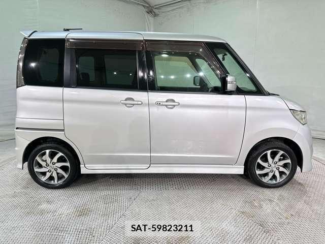 Nissan ROOX 2012-08 6717198-3