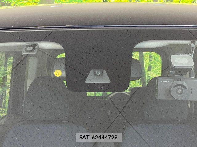 Nissan ROOX 2021-09 6753120-2