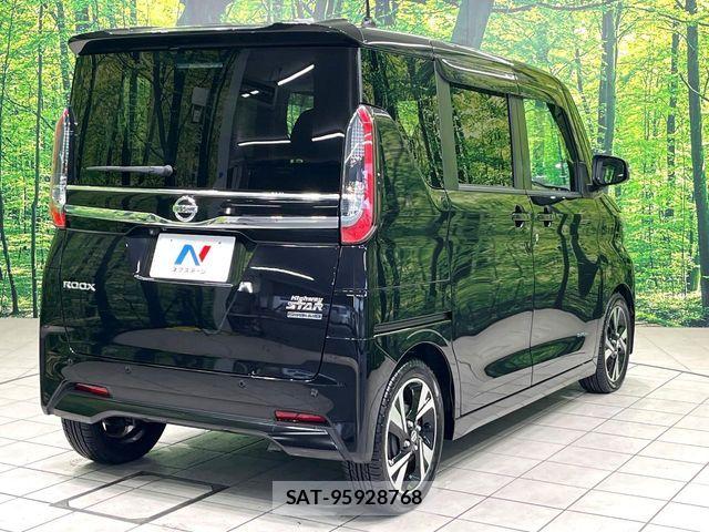 Nissan ROOX 2021-02 6753128-16