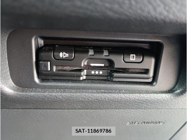Nissan ROOX 2023-05 6753124-25