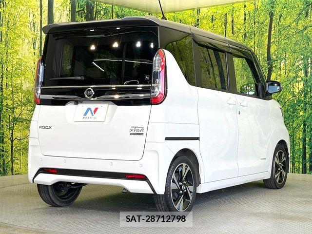 Nissan ROOX 2022-03 6753119-16