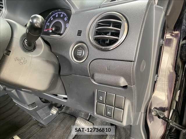 Nissan ROOX 2011-01 6753134-24