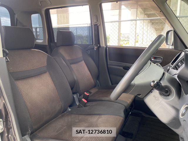 Nissan ROOX 2011-01 6753134-3