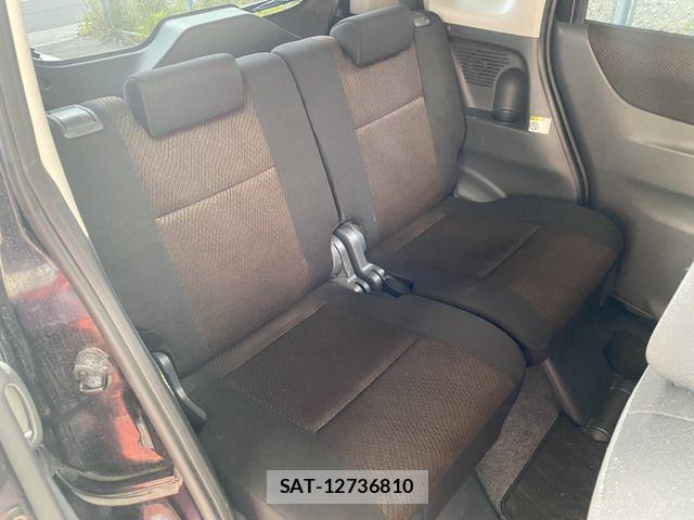 Nissan ROOX 2011-01 6753134-4