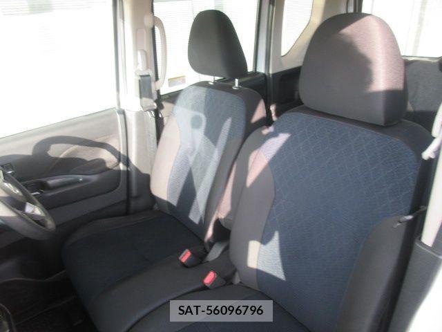 Nissan ROOX 2021-07 6753133-5
