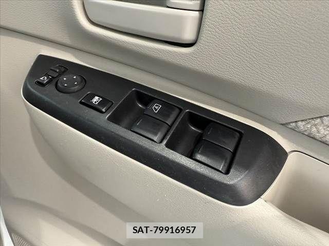 Nissan ROOX 2020-11 6753132-21