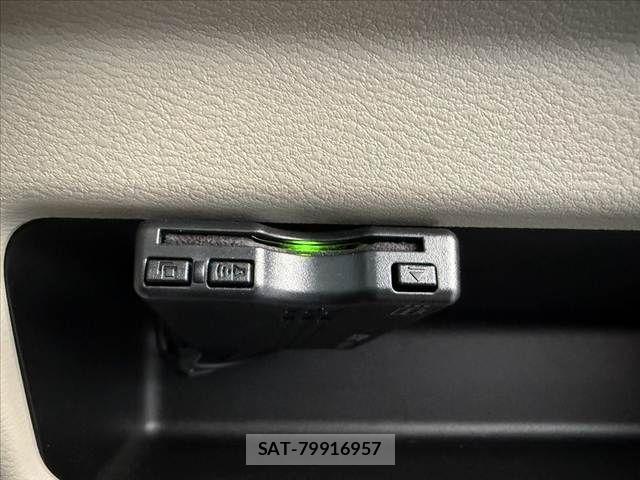 Nissan ROOX 2020-11 6753132-4