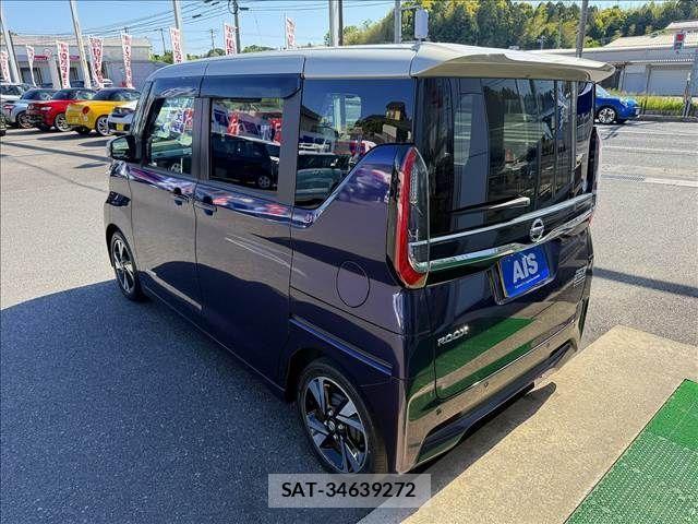 Nissan ROOX 2021-09 6817027-2