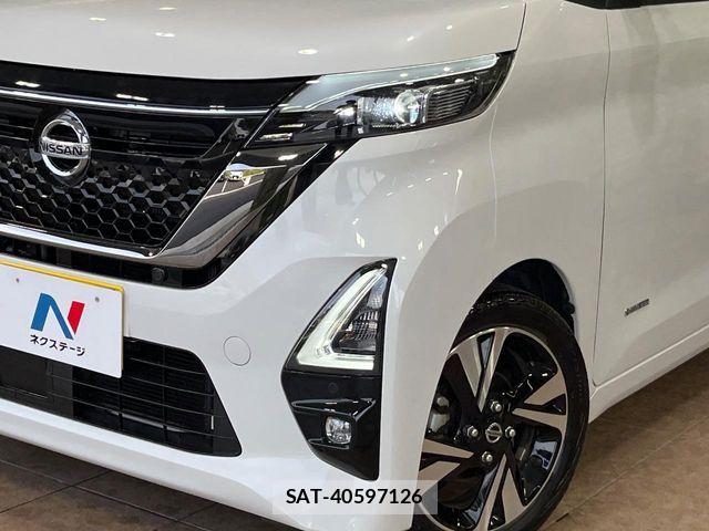 Nissan ROOX 2022-04 6816981-11