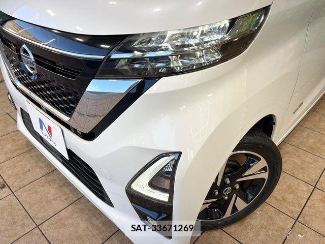 Nissan ROOX 2021-04 6817007-11