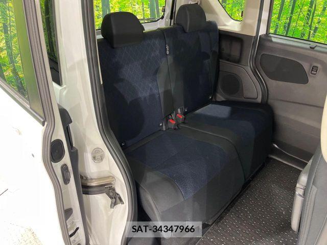 Nissan ROOX 2021-05 6816994-9